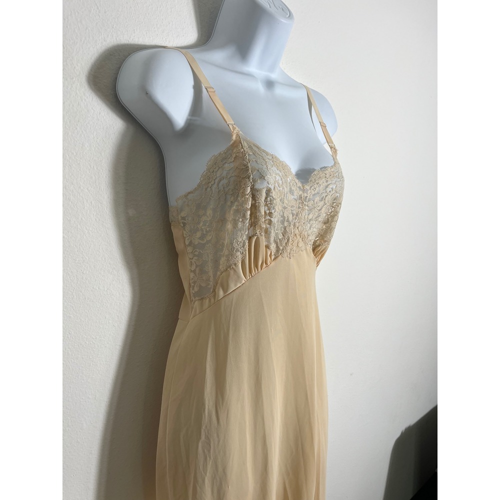 VINTAGE 60s CARESS Lace Slip Nightgown Vanity Fair Lingerie Dress - Picture 5 of 15